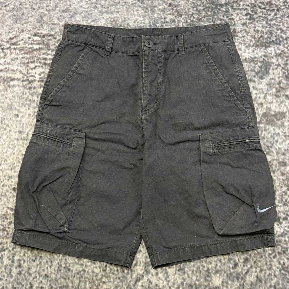 Nike‎ Cargo Shorts Ripstop Mens Medium 30" Gray Swoosh Hiking Utility Skater Y2K